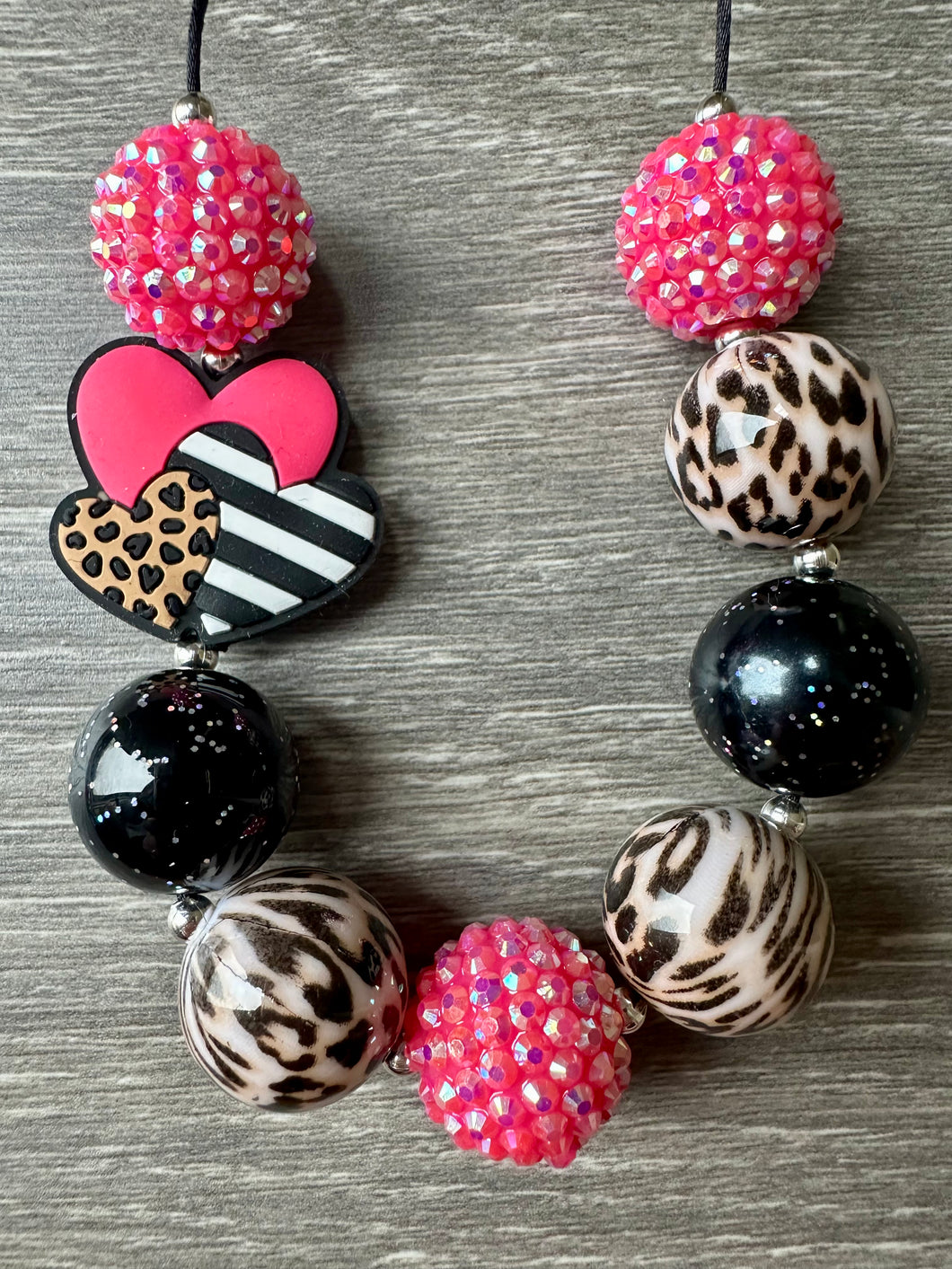 Valentine’s Day- leopard & pink heart statement