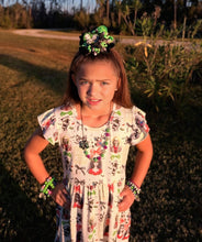 Load image into Gallery viewer, Halloween- Beetlejuice Bow statement necklace