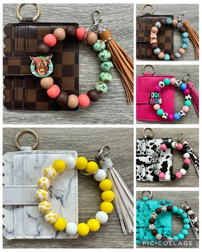 Paws & Claws- wristlet keychain