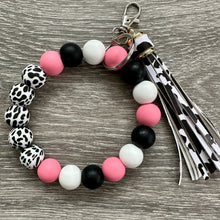 Load image into Gallery viewer, Paws &amp; Claws- wristlet keychain