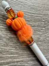 Load image into Gallery viewer, Halloween- beaded pens
