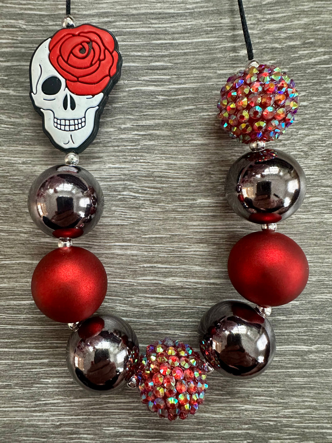 Anti-Valentine’s Day- rose skull statement