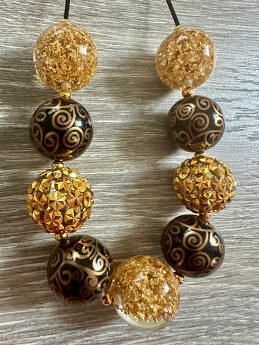 New Year- gold swirl