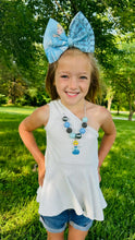 Load image into Gallery viewer, Princess- Cinderella pendant
