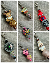 Load image into Gallery viewer, Zipper pull keychain