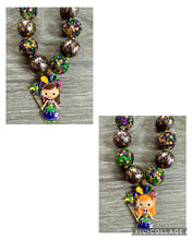 Load image into Gallery viewer, Mardi-Gras- girl pendant