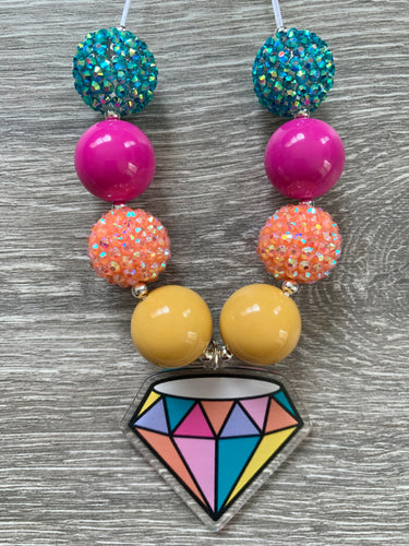 Diamond color pendant